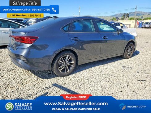 Used 2023 Kia Forte LXS w/ LXS Technology Package FWD image 4