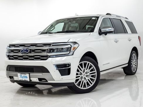 Used 2024 Ford Expedition Platinum AWD/4WD image 1