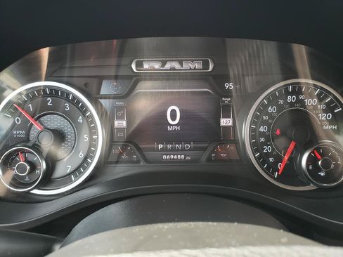 Used 2021 RAM 1500 Big Horn AWD/4WD image 24