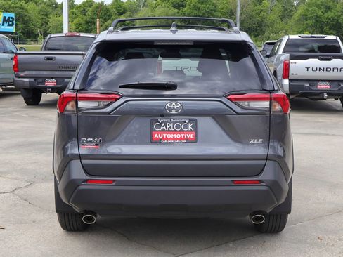 Used 2025 Toyota RAV4 XLE FWD image 21