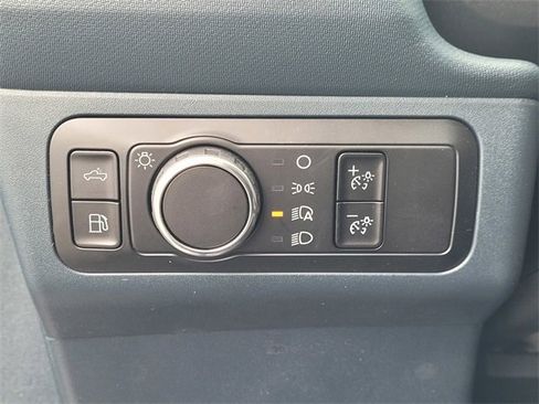 New 2025 Ford Maverick Lariat w/ 4K Tow Package image 9