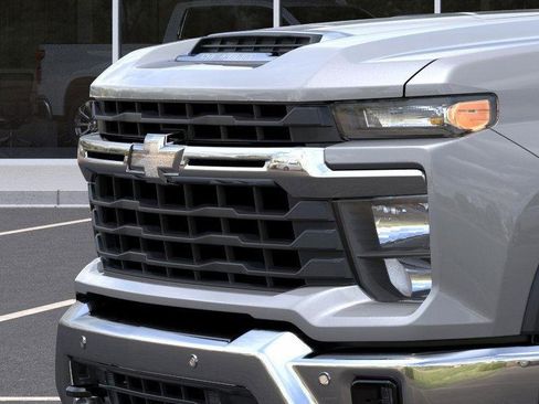 New 2026 Chevrolet Silverado 2500 LT image 13