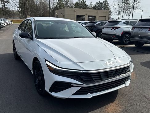 New 2026 Hyundai Elantra Sport image 7