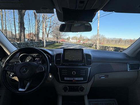 Used 2018 Mercedes-Benz GLE 350 4MATIC image 32