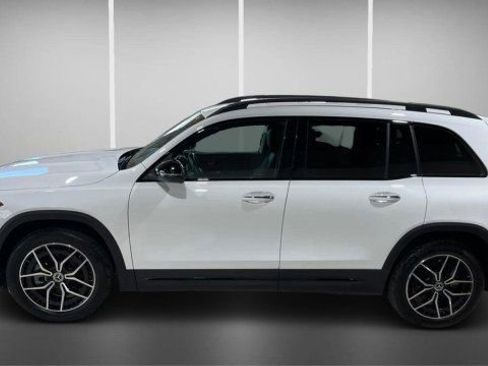 Used 2023 Mercedes-Benz EQB 300 4MATIC w/ AMG Night Package image 7