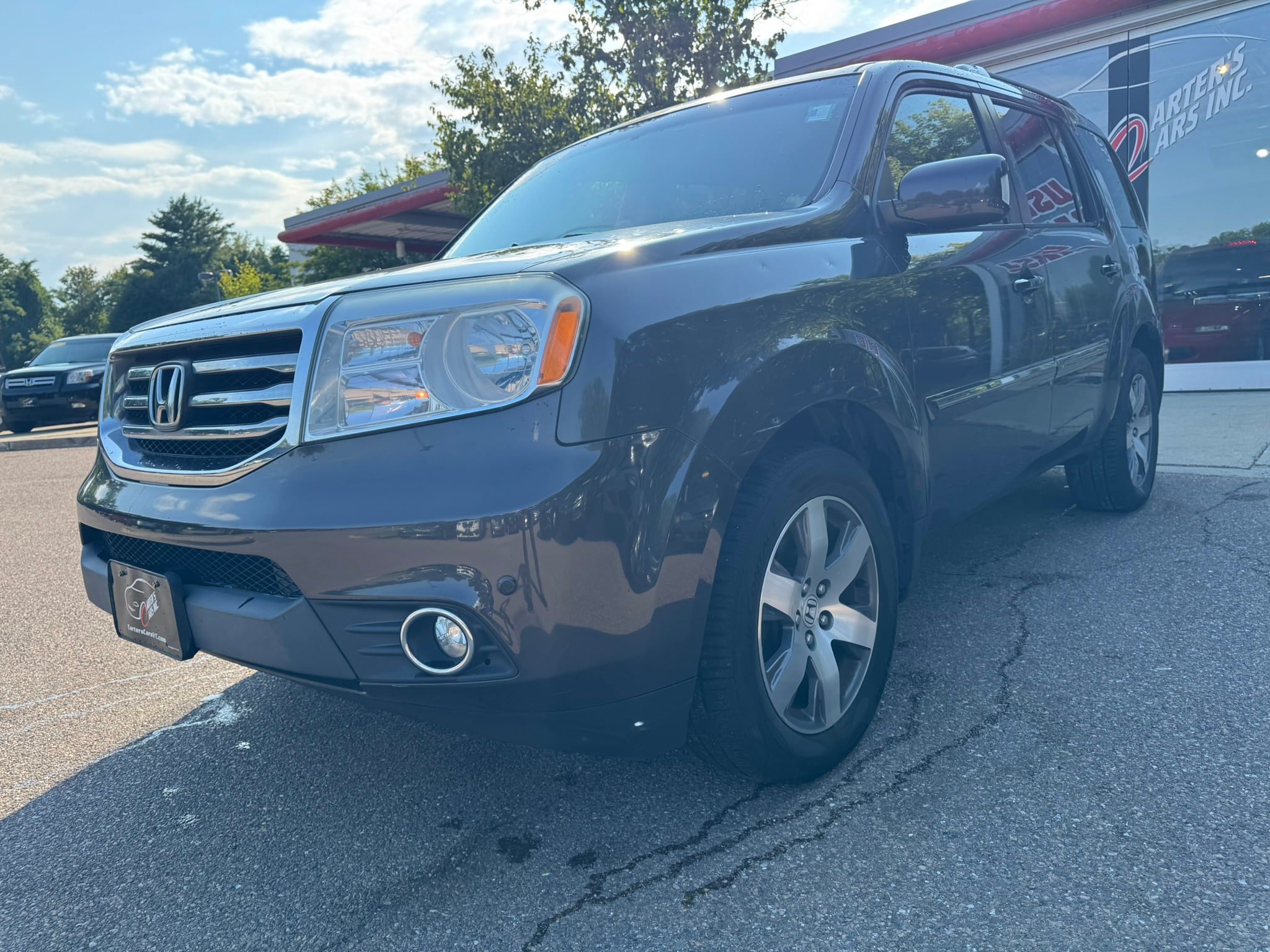 Used 2014 Honda Pilot Touring image 1