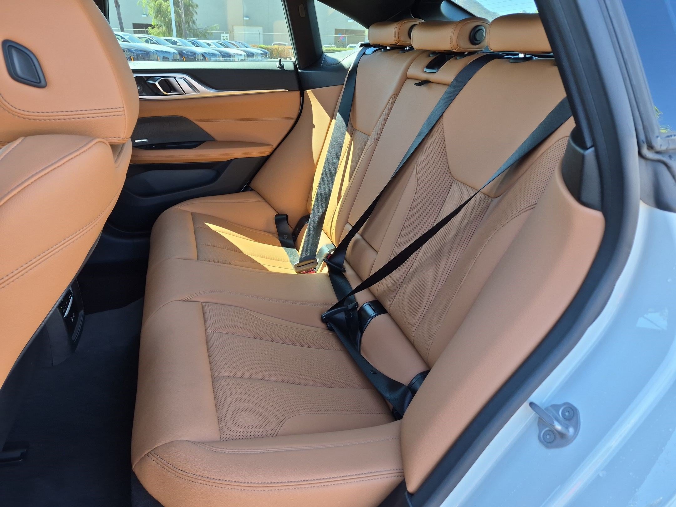 Certified 2025 BMW i4 eDrive40 w/ M Sport Package RWD image 31