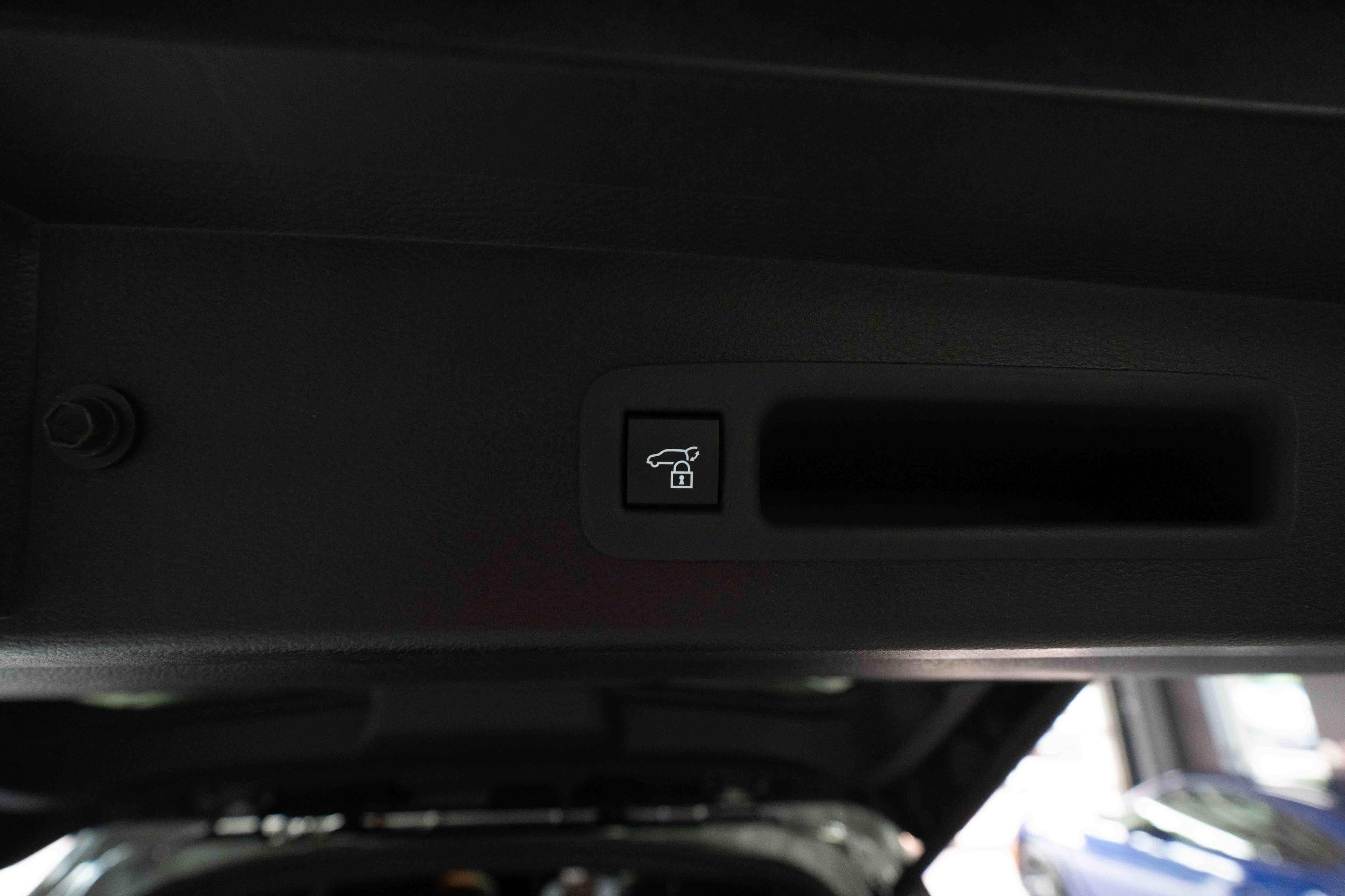 New 2026 Toyota Sienna Platinum AWD/4WD image 30