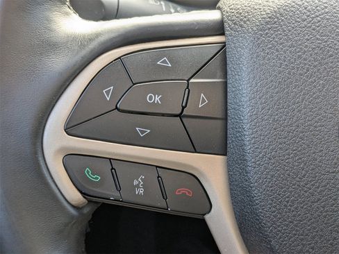 Used 2014 Jeep Cherokee Latitude w/ Comfort/Convenience Group image 27