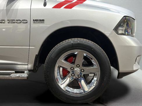 Used 2012 RAM 1500 Express image 34