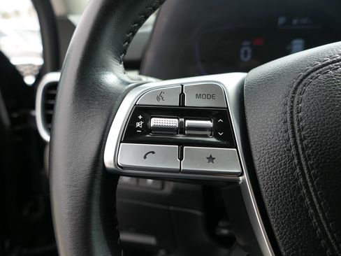 Used 2025 Kia Telluride S AWD/4WD image 14