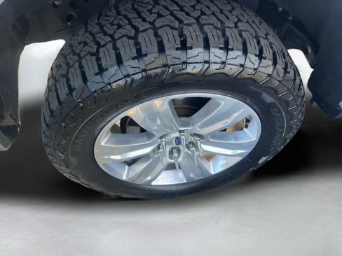 Used 2015 Ford F150 XLT w/ Equipment Group 302A Luxury image 11