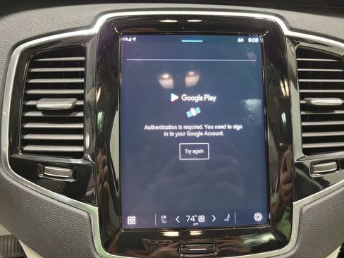 Used 2024 Volvo XC90 B6 Plus image 8