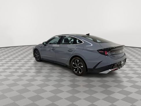 Used 2025 Hyundai Sonata SEL FWD image 7