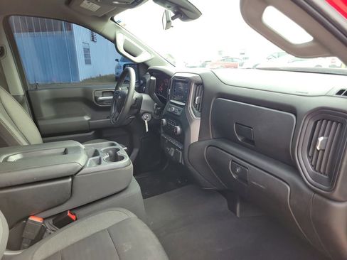 Used 2022 Chevrolet Silverado 1500 Custom w/ Safety Confidence Package AWD/4WD image 33