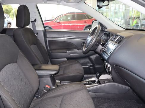 Used 2024 Mitsubishi Outlander Sport AWD image 38