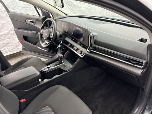 Certified 2023 Kia Sportage LX AWD/4WD image 15