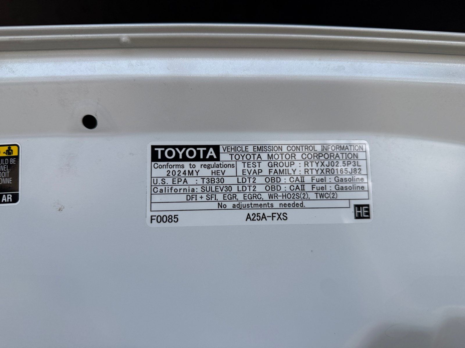 Used 2024 Toyota RAV4 XSE AWD/4WD image 14