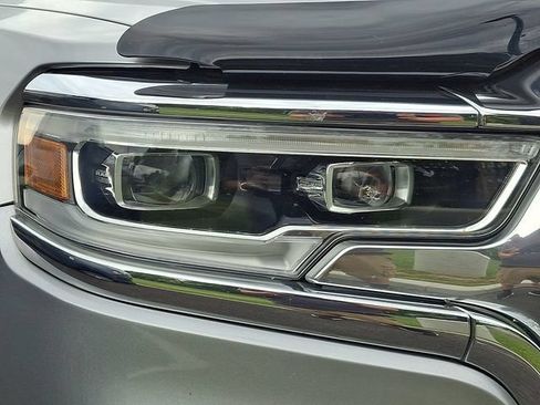 Used 2022 RAM 1500 Limited AWD/4WD image 5