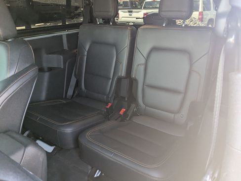 Used 2023 Ford Bronco Badlands w/ Sasquatch Package AWD/4WD image 28