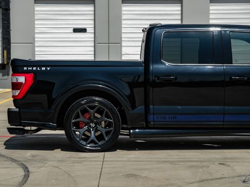 Used 2021 Ford F150 Lariat w/ Equipment Group 502A High AWD/4WD image 19