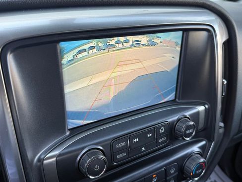 Used 2019 Chevrolet Silverado 1500 LT AWD/4WD image 14