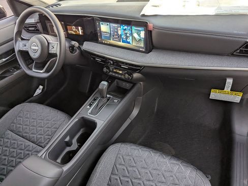 New 2026 Nissan Kicks SV FWD image 27