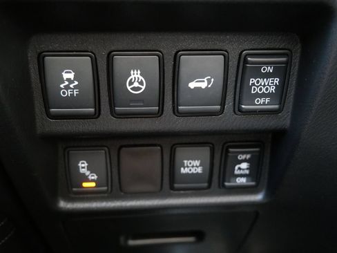 Used 2017 Nissan Pathfinder SL w/ SL Tech Package AWD/4WD image 17