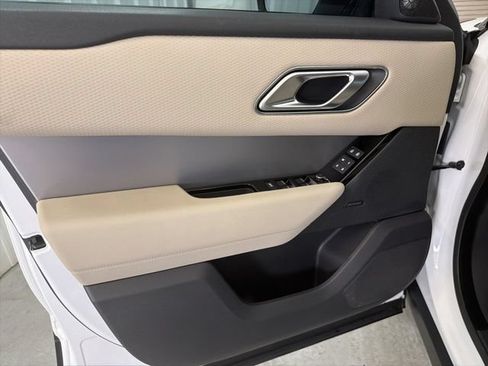 Used 2022 Land Rover Range Rover Velar R-Dynamic S AWD/4WD image 9