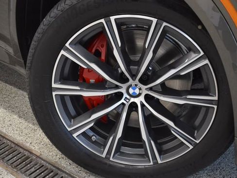 New 2026 BMW X5 xDrive40i w/ M Sport Package AWD/4WD image 33