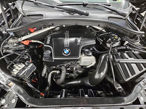 Used 2017 BMW X3 xDrive28i image 9