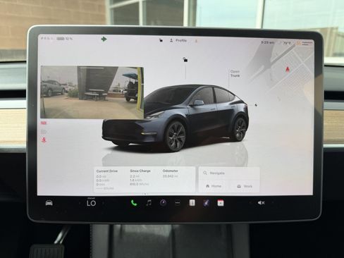 Used 2025 Tesla Model Y Long Range RWD image 26