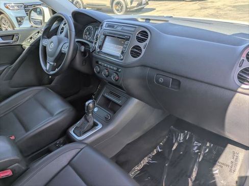 Used 2014 Volkswagen Tiguan SE FWD image 27