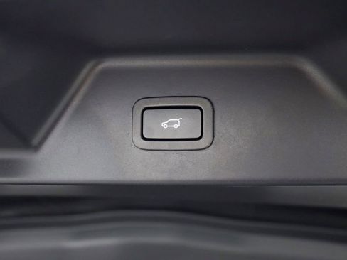 Used 2020 Land Rover Range Rover Long Wheelbase Autobiography AWD/4WD image 45