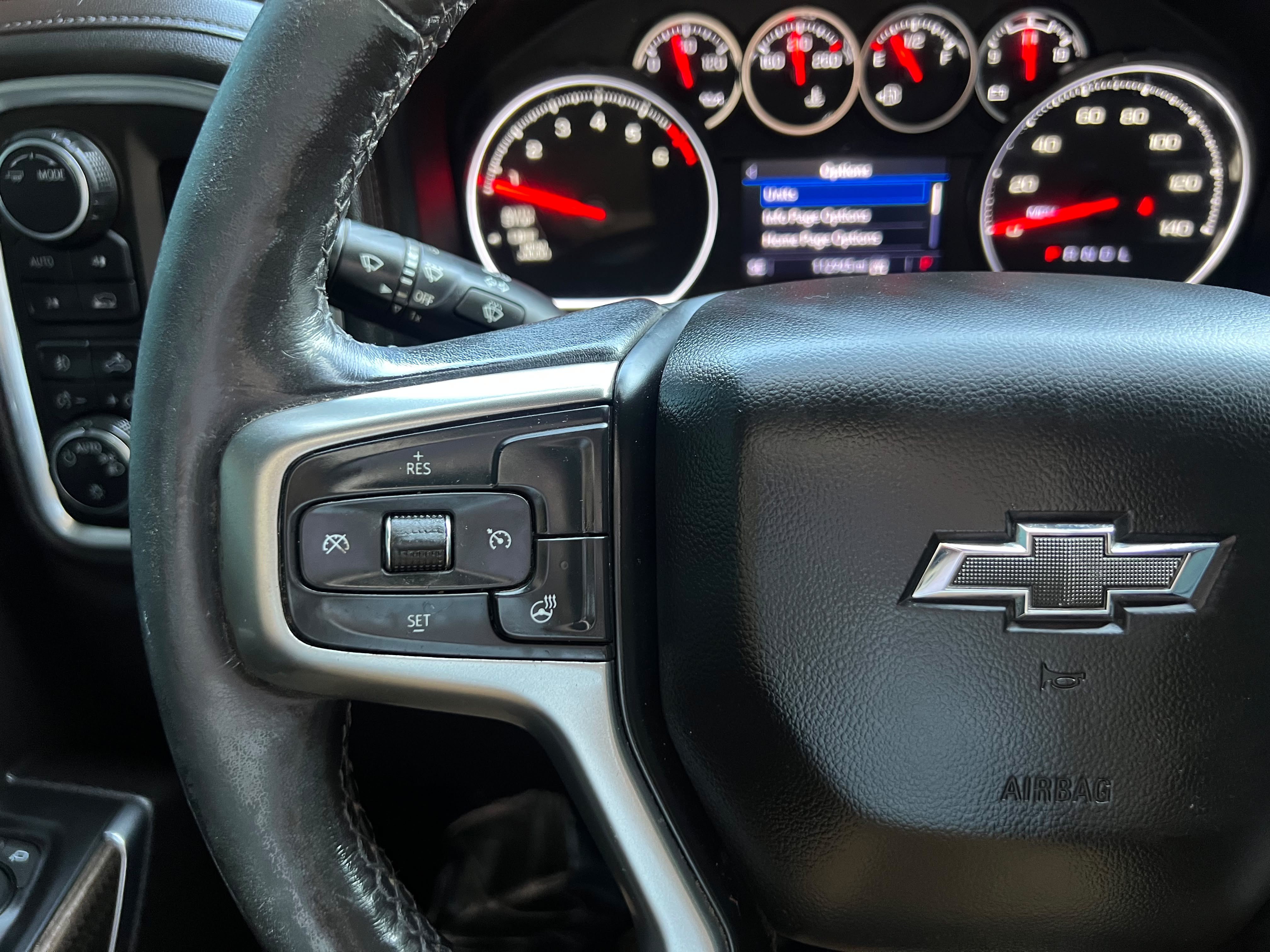 Used 2022 Chevrolet Silverado 1500 RST AWD/4WD image 21