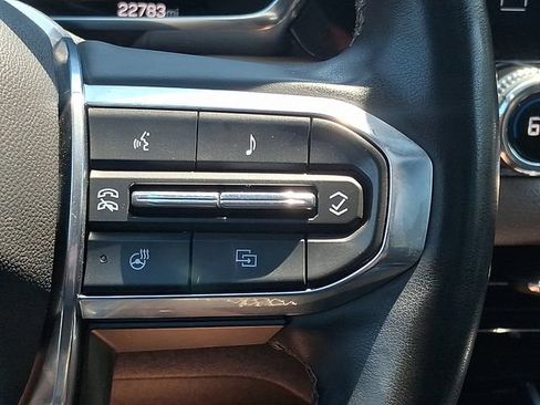 Used 2024 GMC Canyon Denali AWD/4WD image 30