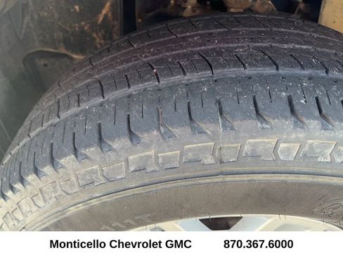 Used 2018 Nissan Frontier SV image 29