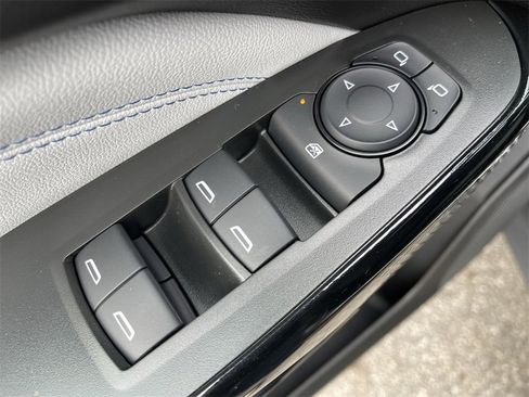 New 2026 Chevrolet Trax LT w/ Driver Confidence Package image 13