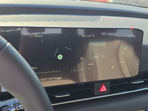 New 2026 Kia Carnival EX image 23