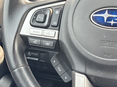 Used 2015 Subaru Legacy 2.5i AWD/4WD image 7