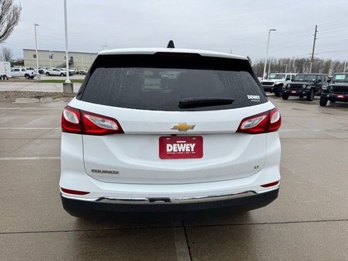 Used 2021 Chevrolet Equinox LT w/ Driver Convenience Package FWD image 6
