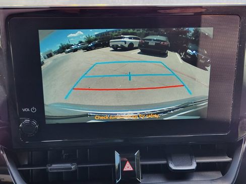 Used 2025 Toyota Corolla SE FWD image 17