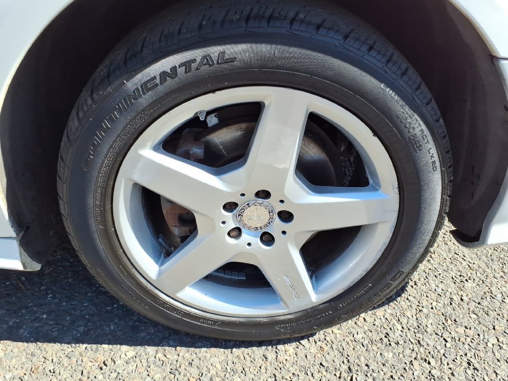 Used 2010 Mercedes-Benz R 350 4MATIC image 9