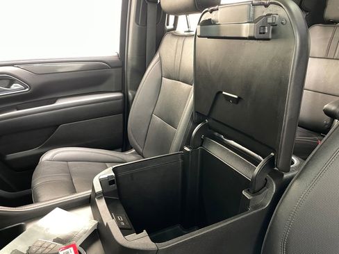 Certified 2022 Chevrolet Tahoe RST w/ Luxury Package AWD/4WD image 40