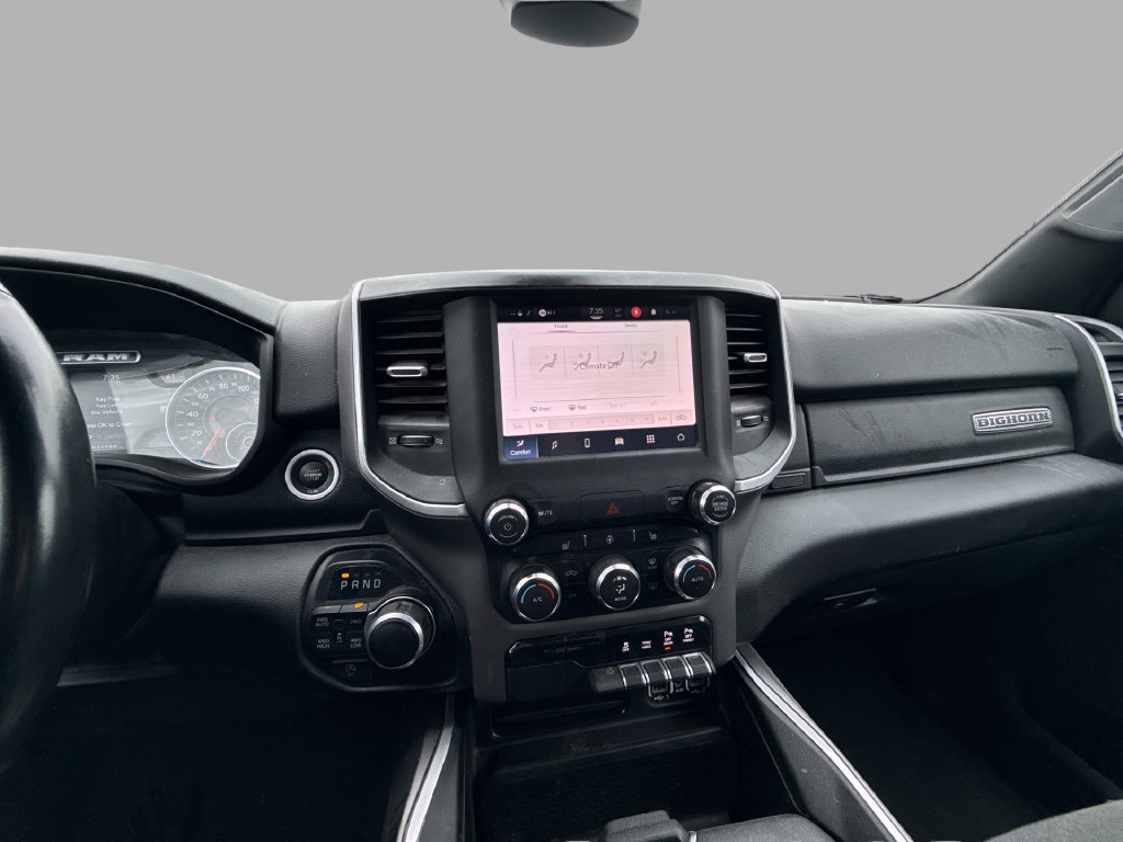 Used 2023 RAM 1500 4x4 Crew Cab image 26