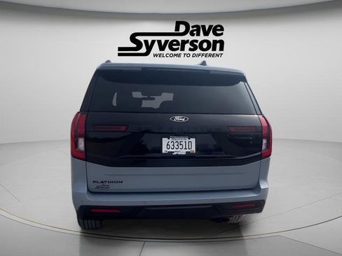 New 2026 Ford Expedition Platinum w/ Stealth Appearance Package AWD/4WD image 6