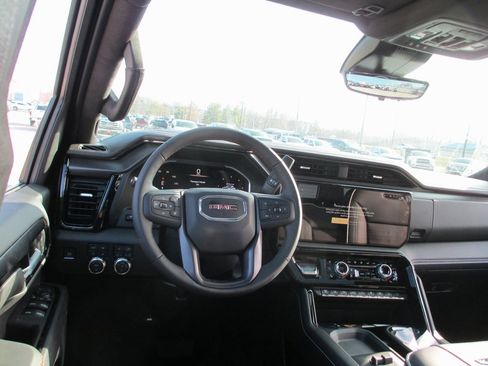 New 2026 GMC Sierra 2500 AT4X w/ AT4X AEV Edition image 12