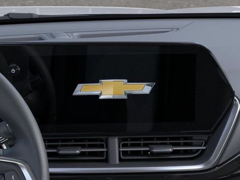 New 2026 Chevrolet Trax ACTIV w/ Sunroof Package FWD image 20