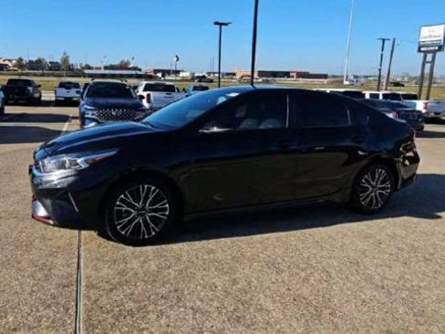 Used 2023 Kia Forte GT-Line w/ GT-Line Technology Package image 4