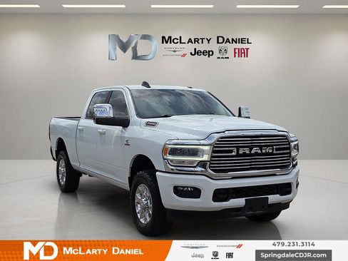 Used 2024 RAM 2500 Laramie AWD/4WD image 1